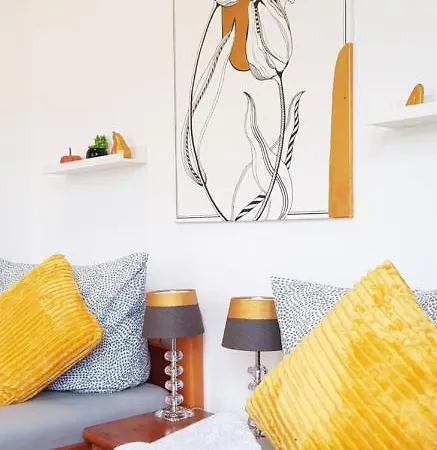 Apartment Elena Flat Tulpe Zentrum *