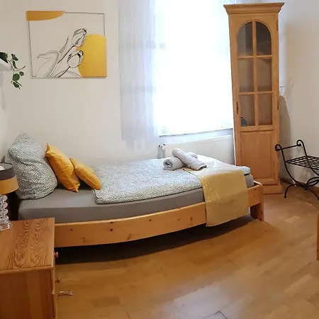 Elena Flat Tulpe Zentrum Apartment