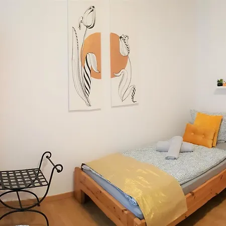 Elena Flat Tulpe Zentrum Apartment