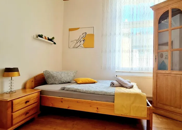 Elena Flat Tulpe Zentrum Daire Duisburg